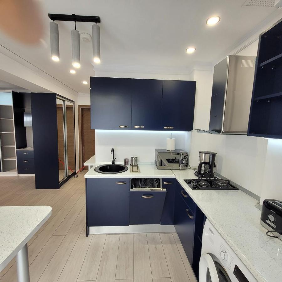 Studio 10 - Catedral Residence Bucharest - Free Parking Exteriör bild